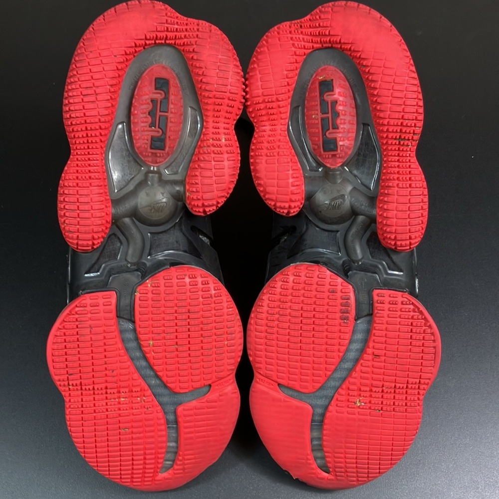 Nike LeBron XIX 19 Bred University Red Athletic Basketball Shoes Men’s size 8.5 - Picture 14 of 16